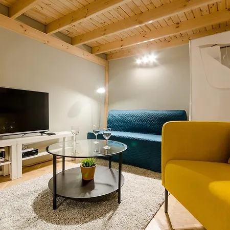Cumin Apartments *